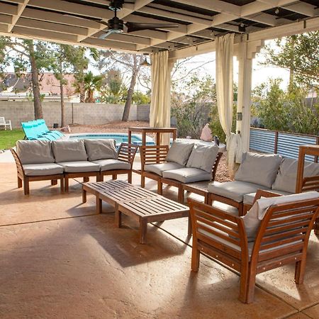 Comfy Expansive Home - Near The Strip - Heated Pool 라스베이거스 외부 사진