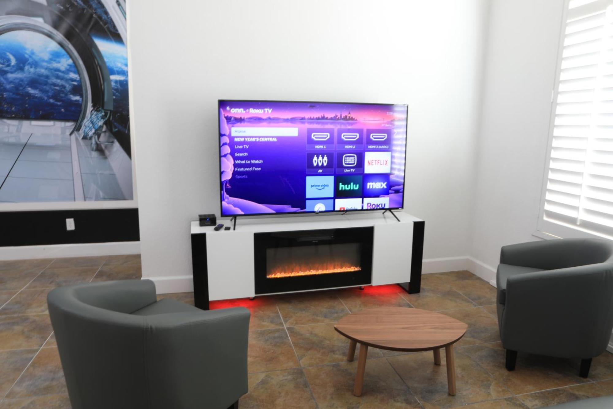 Comfy Expansive Home - Near The Strip - Heated Pool 라스베이거스 외부 사진