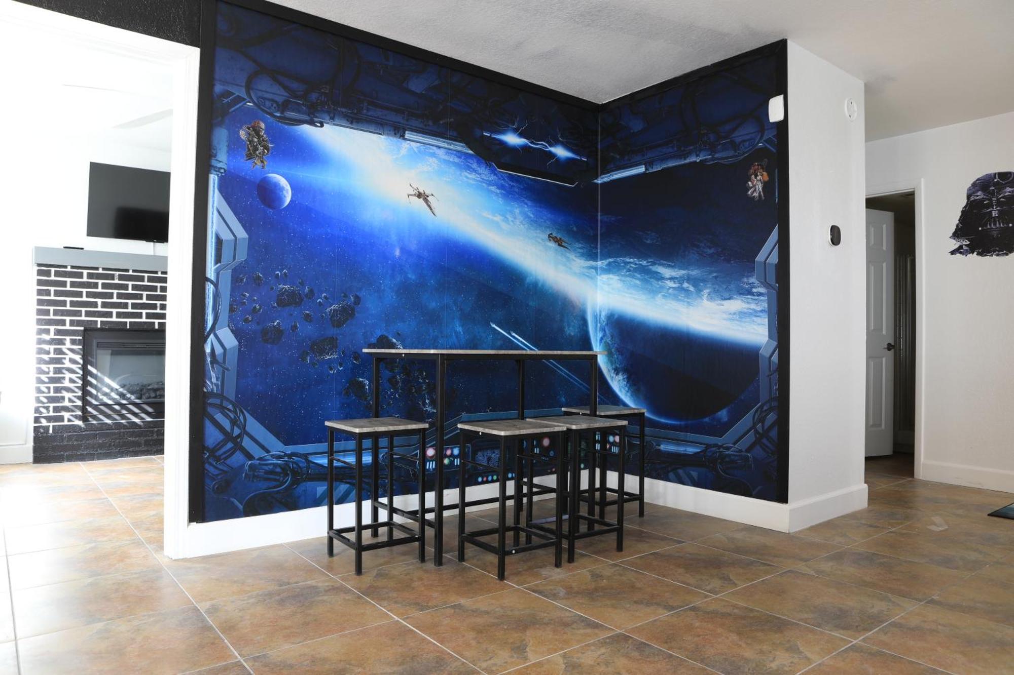 Comfy Expansive Home - Near The Strip - Heated Pool 라스베이거스 외부 사진