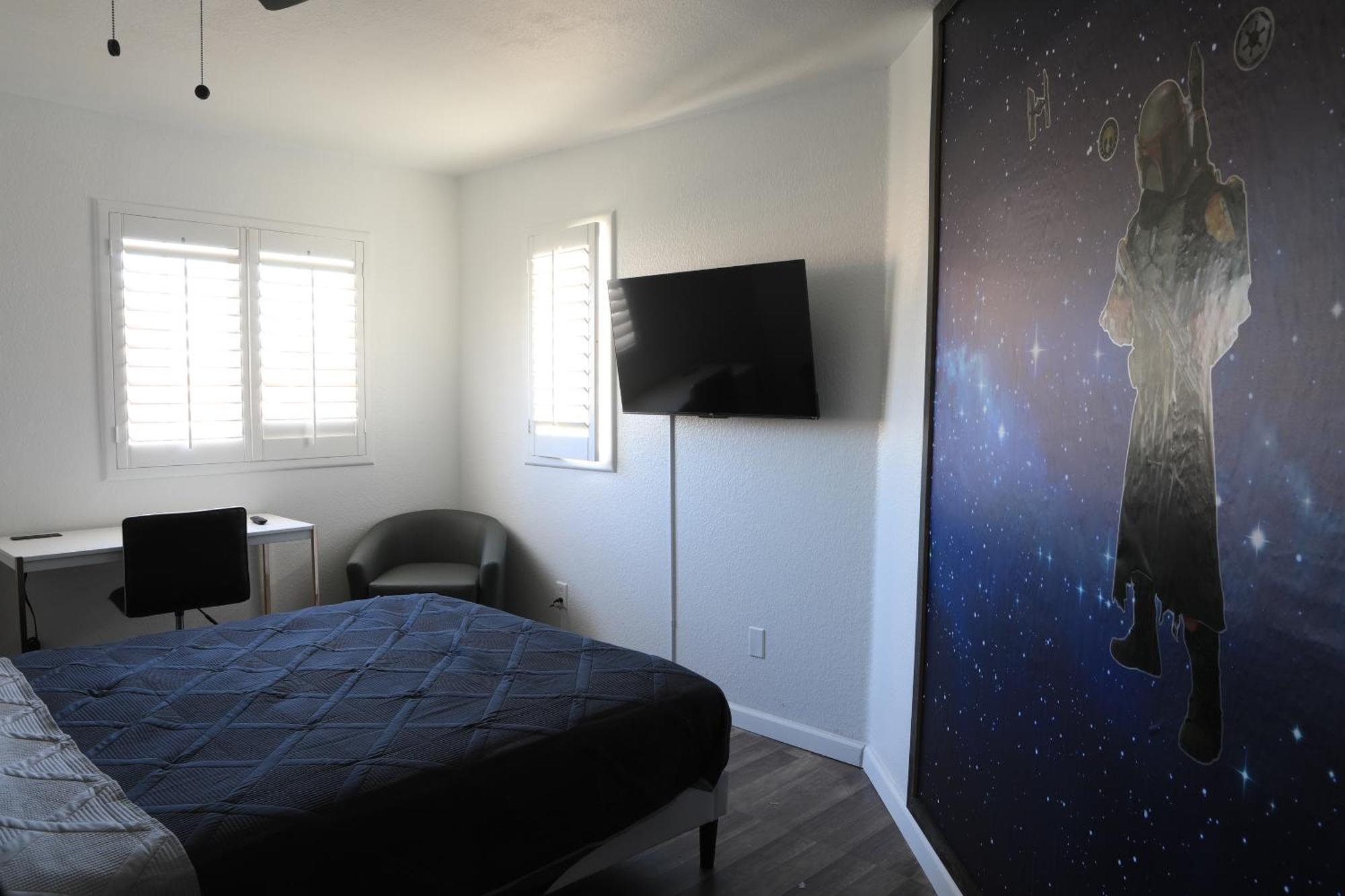 Comfy Expansive Home - Near The Strip - Heated Pool 라스베이거스 외부 사진